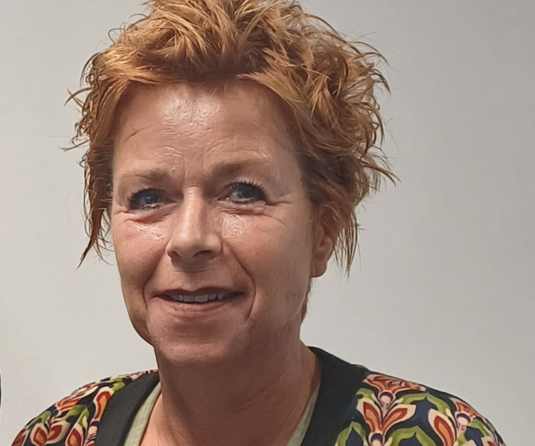 Margreet Dijkstra, Sterk uit Armoede