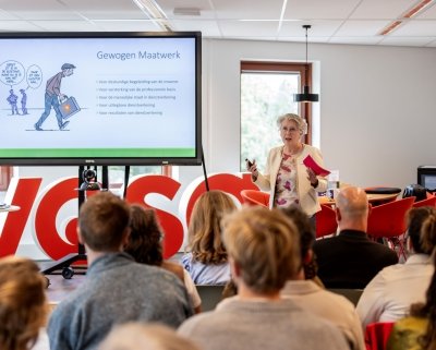Anneke van der Giezen