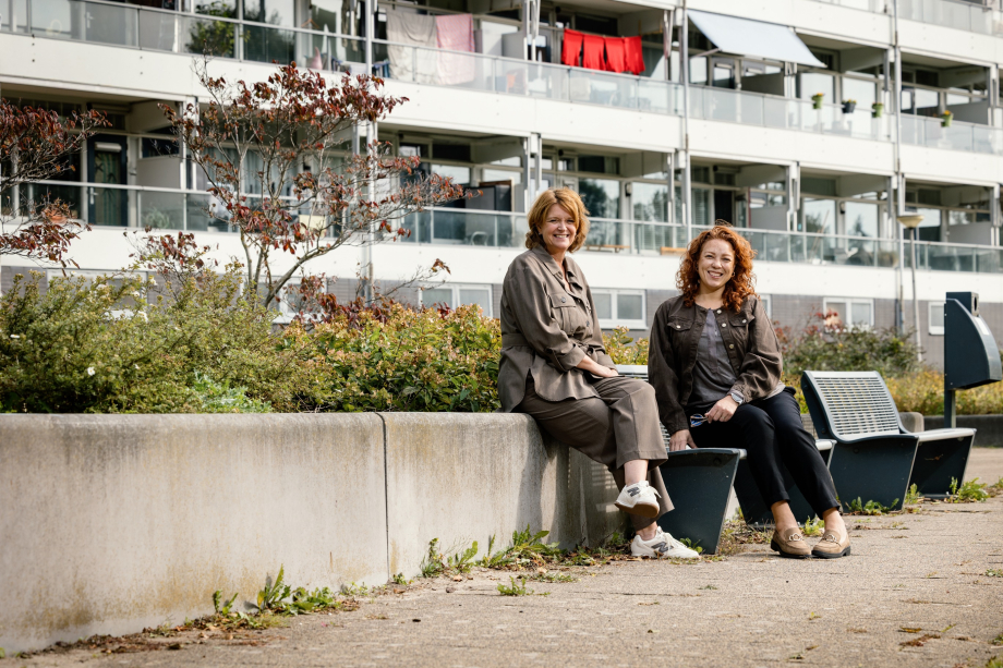 Mariëlle Graveland, Casusregisseur inburgering voor IJsselgemeenten, en Livia Thodé, relatiebeheerder bij DUO 