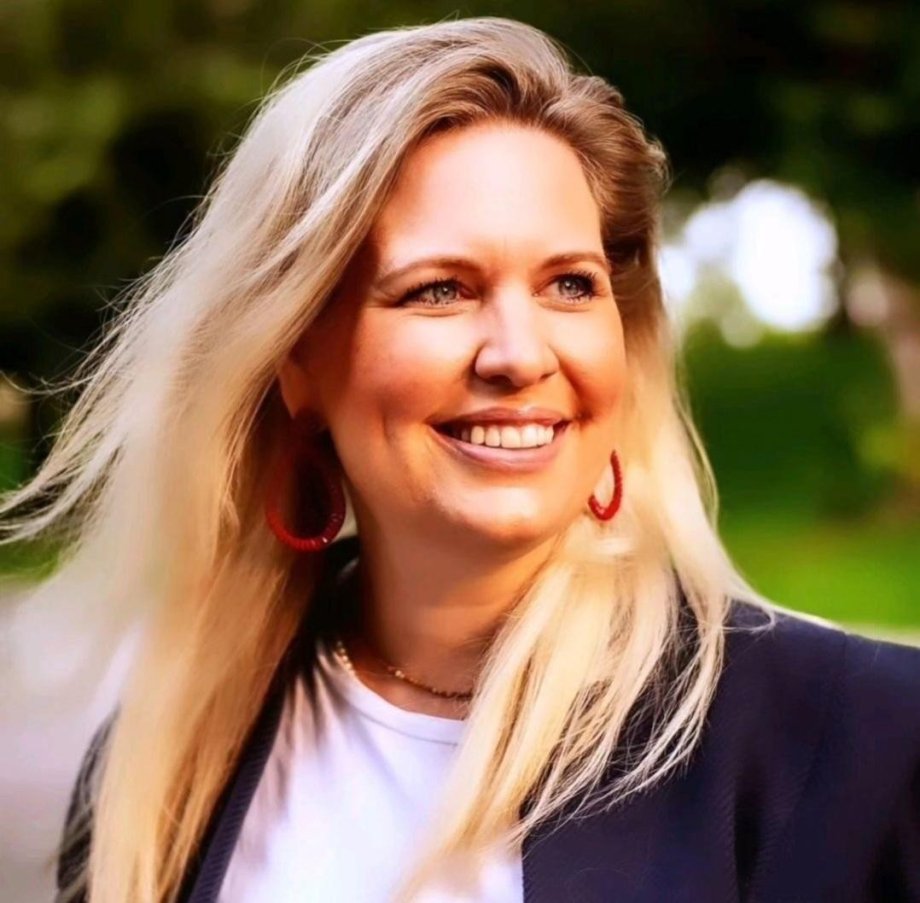 Marianne Lock